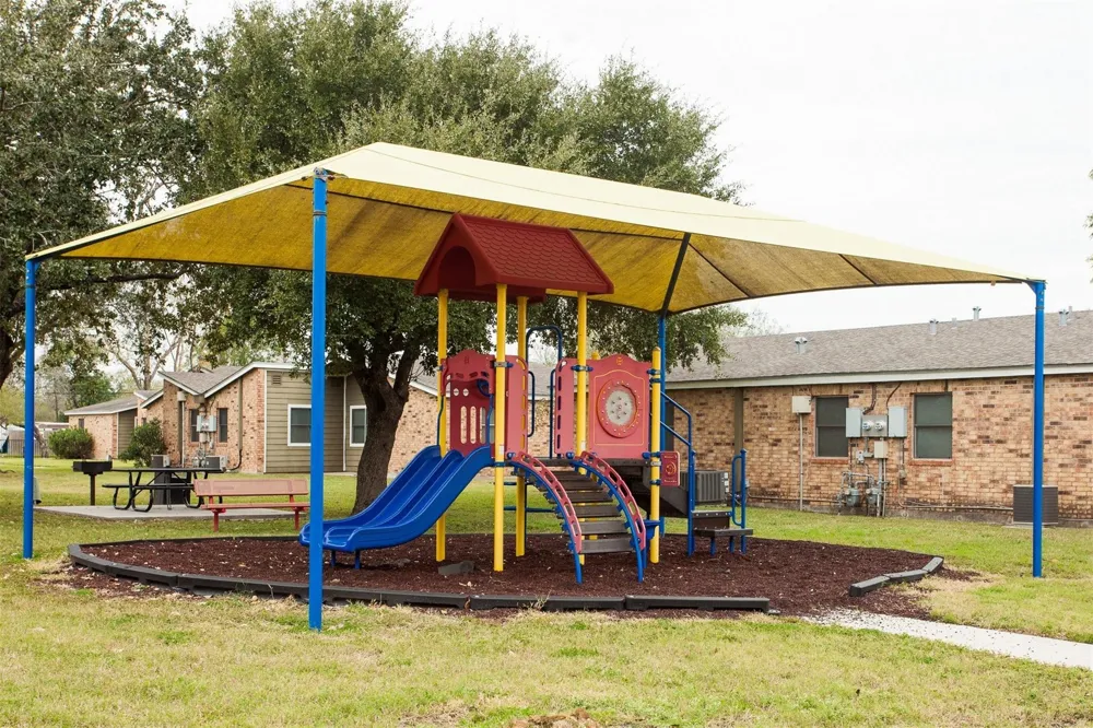 1220 17th Street Kingsville, TX 78363