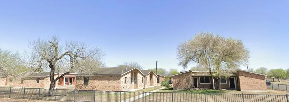 1220 17th Street Kingsville, TX 78363