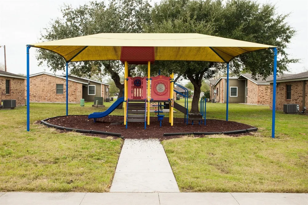 1220 17th Street Kingsville, TX 78363