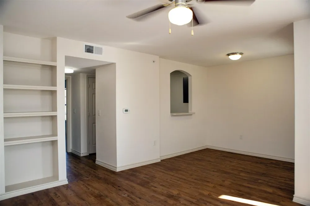 800 Babcock Rd San Antonio, TX 78201