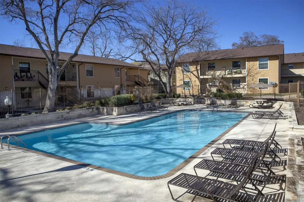 800 Babcock Rd San Antonio, TX 78201