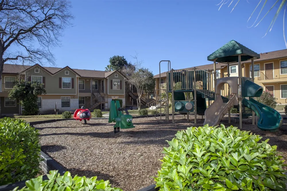 800 Babcock Rd San Antonio, TX 78201
