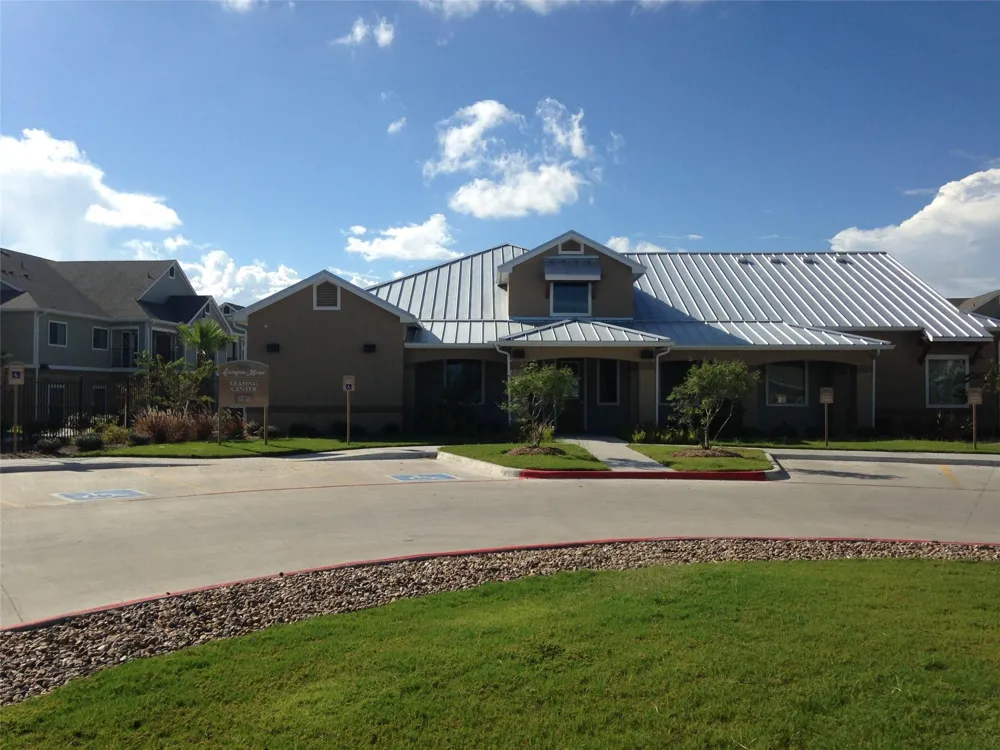 5201 Kostoryz Rd Corpus Christi, TX 78415