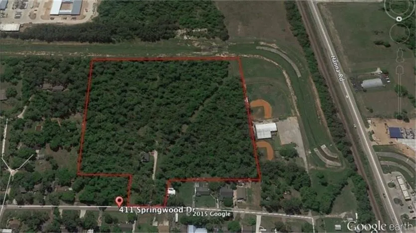 411 Springwood Drive Conroe, TX 77385