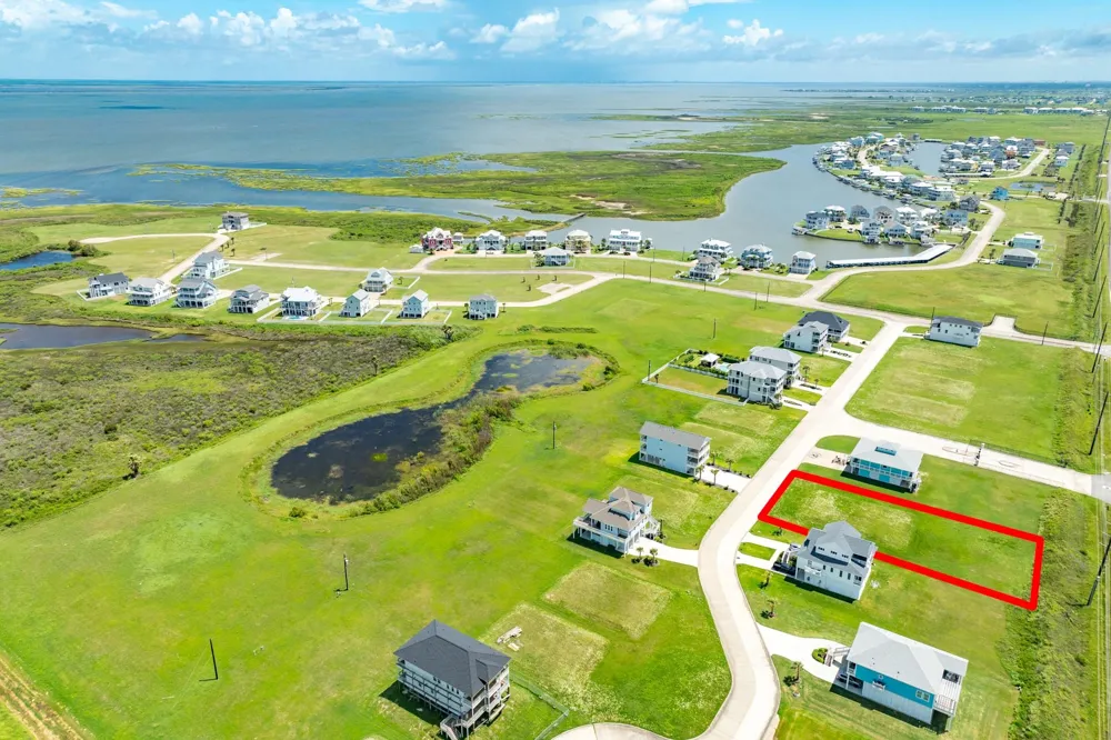 21305 Scissor Tail Lane Galveston, TX 77554