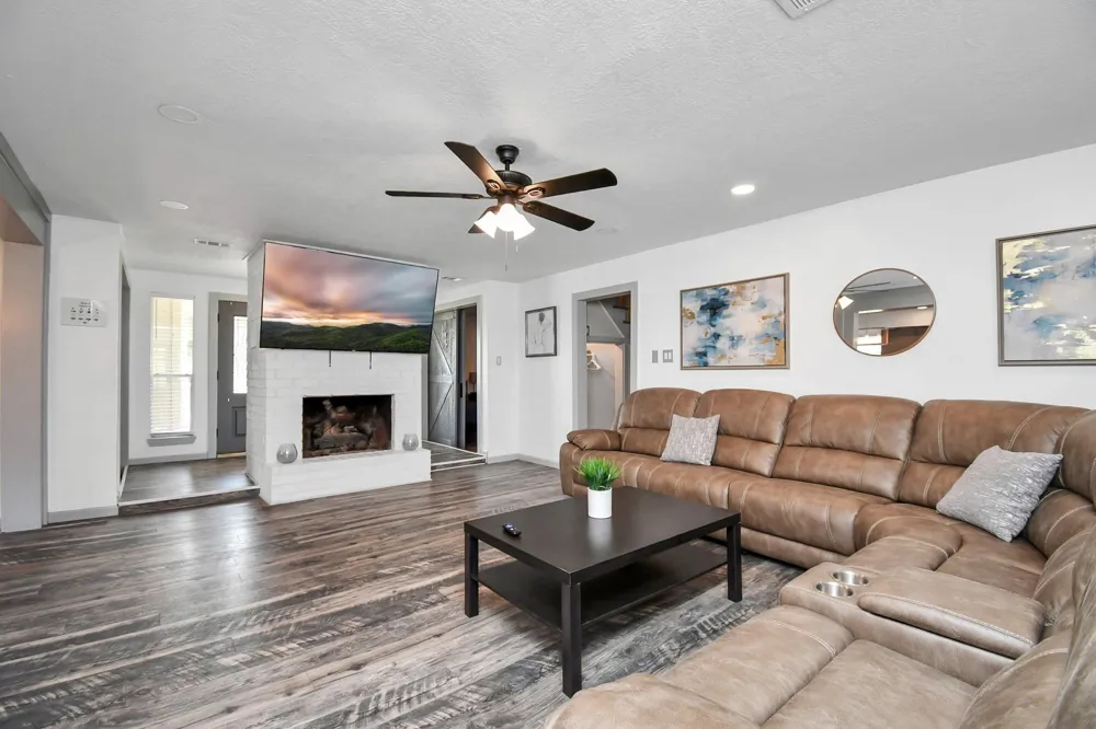 15711 Creekhaven Drive Houston, TX 77084