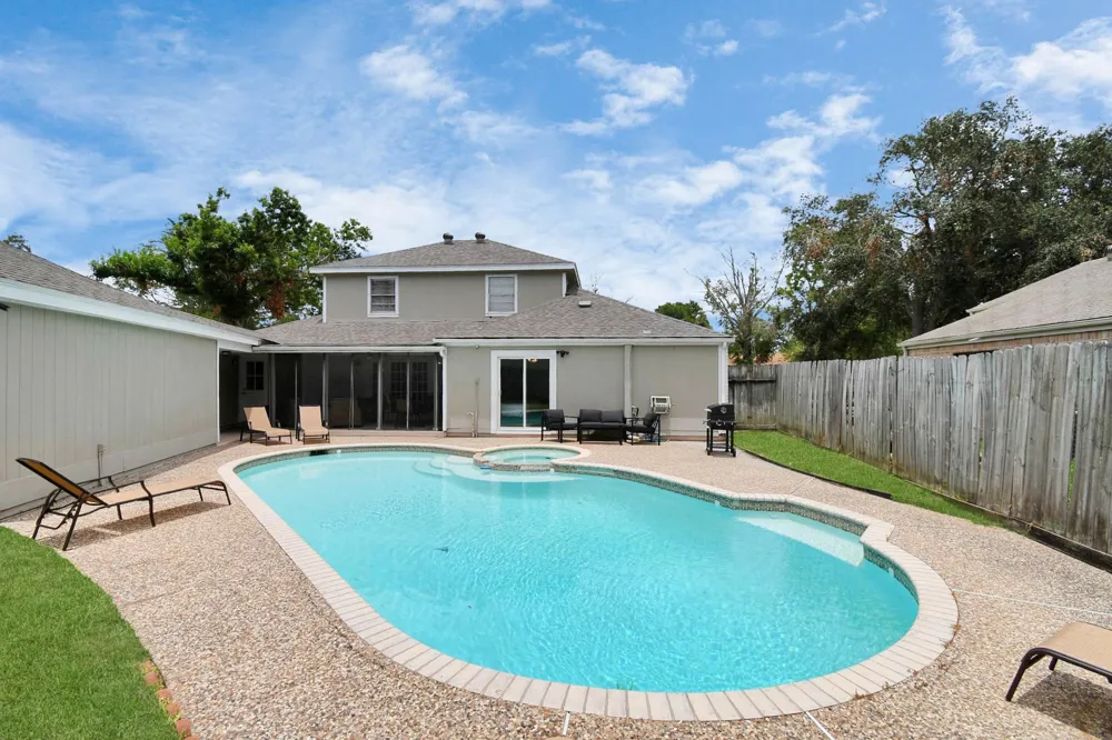 15711 Creekhaven Drive Houston, TX 77084