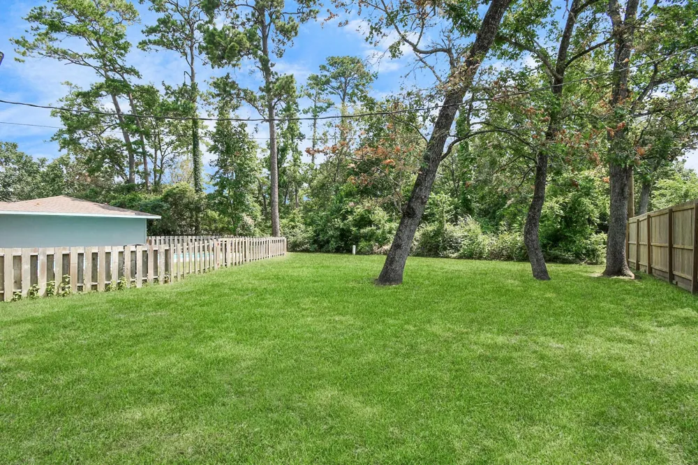 21722 Forest Glade Drive Houston, TX 77338