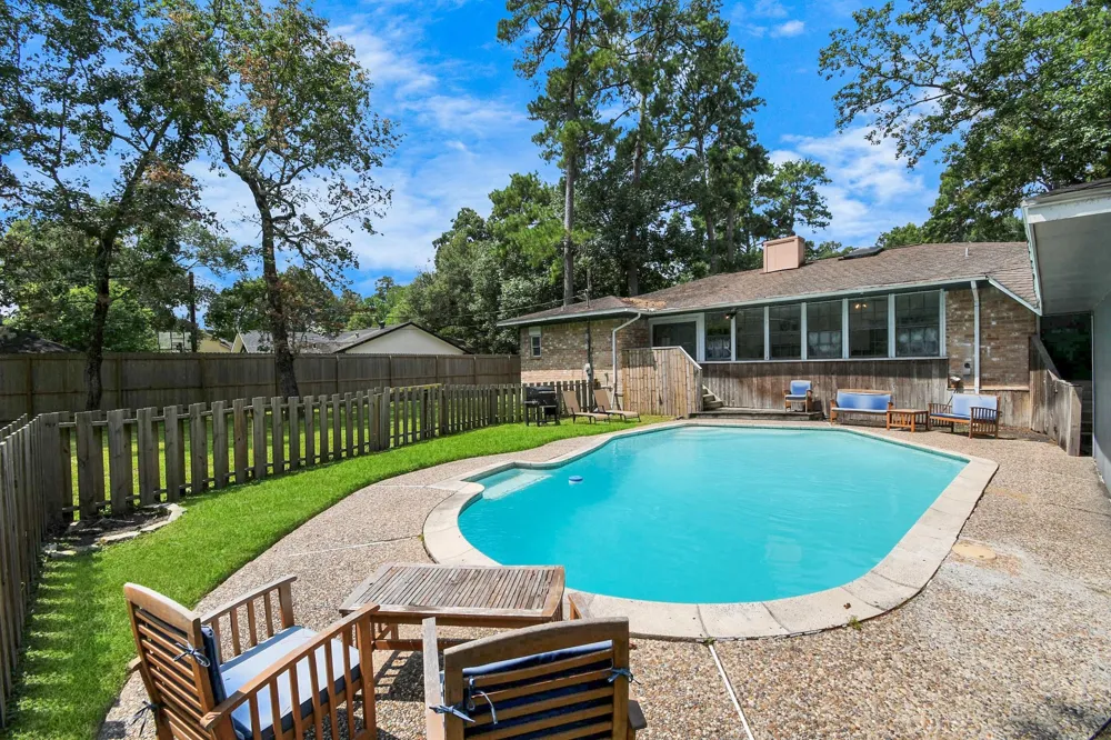 21722 Forest Glade Drive Houston, TX 77338