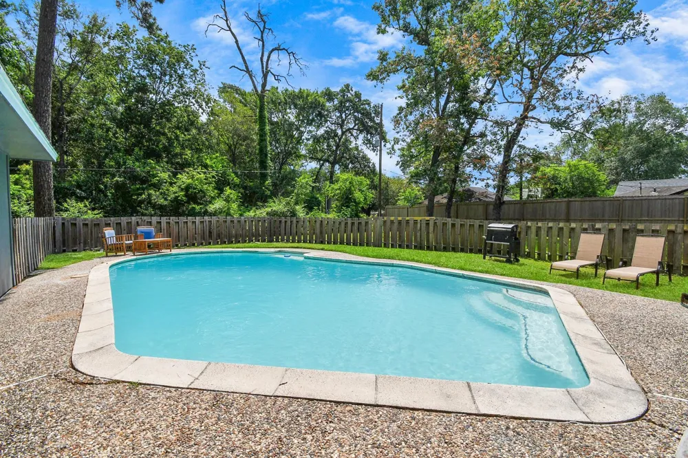 21722 Forest Glade Drive Houston, TX 77338