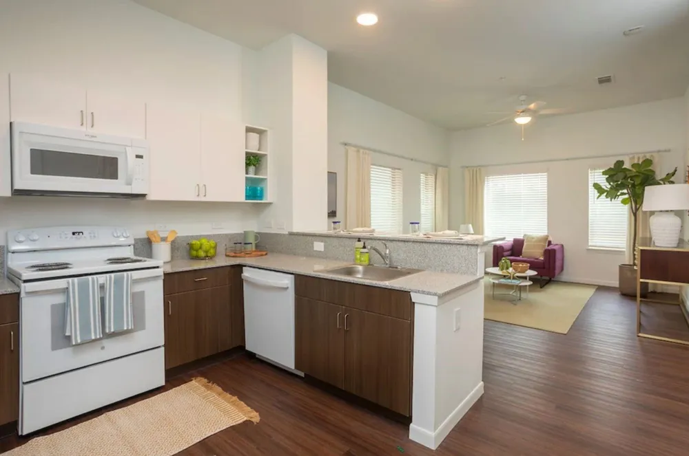 5220 Ave J Houston, TX 77011