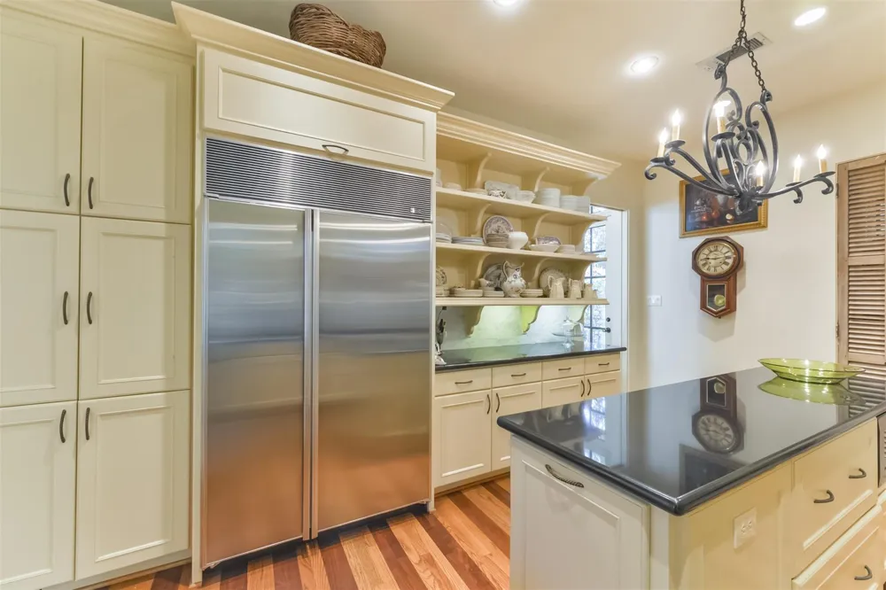2712 Ferndale Street Houston, TX 77098