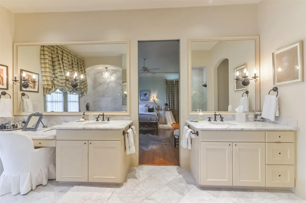 2712 Ferndale Street Houston, TX 77098