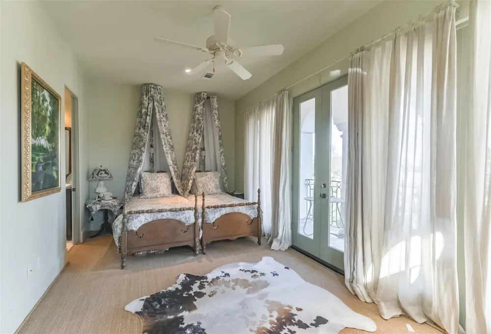 2712 Ferndale Street Houston, TX 77098