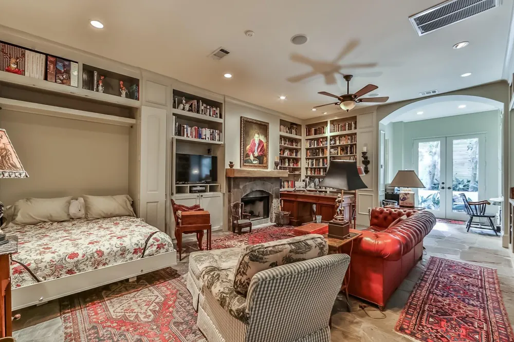 2712 Ferndale Street Houston, TX 77098