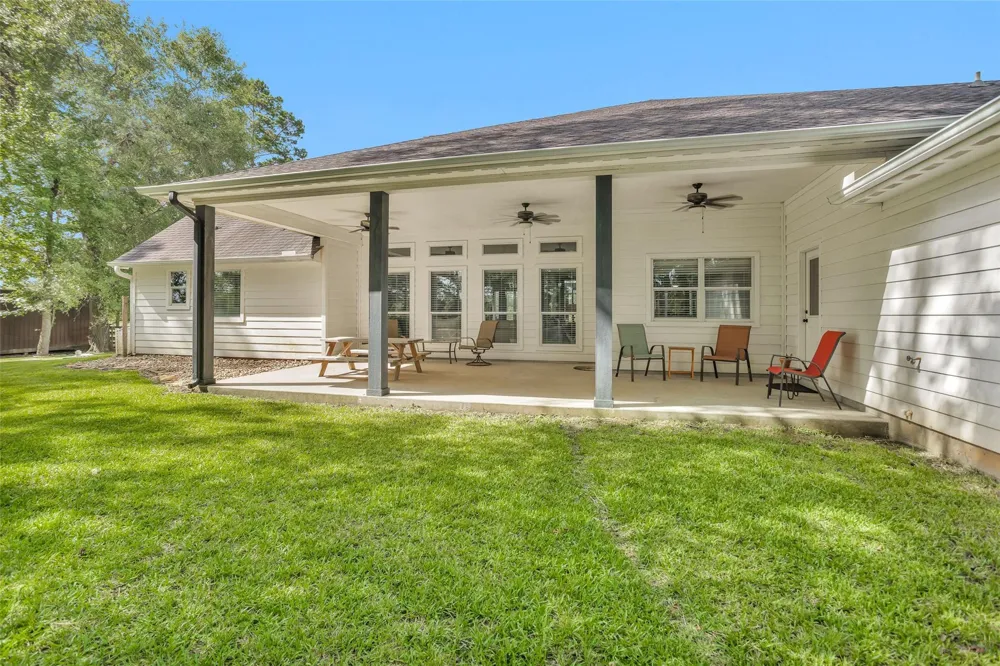 10810 Farrell Road Willis, TX 77378