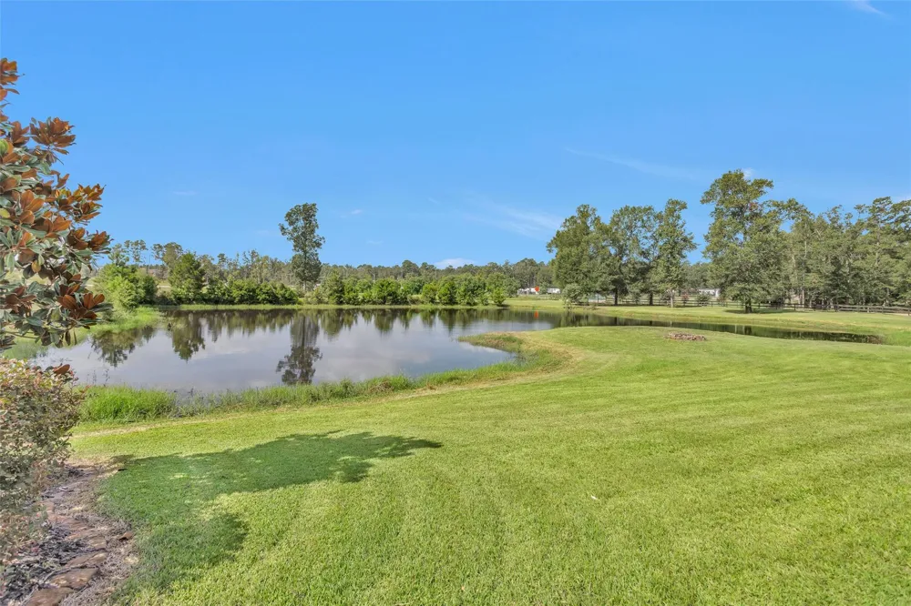 10810 Farrell Road Willis, TX 77378