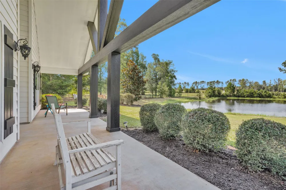 10810 Farrell Road Willis, TX 77378