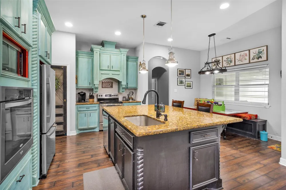 10810 Farrell Road Willis, TX 77378