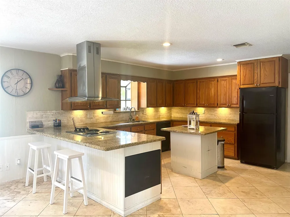 3921 Doris Street Bay City, TX 77414