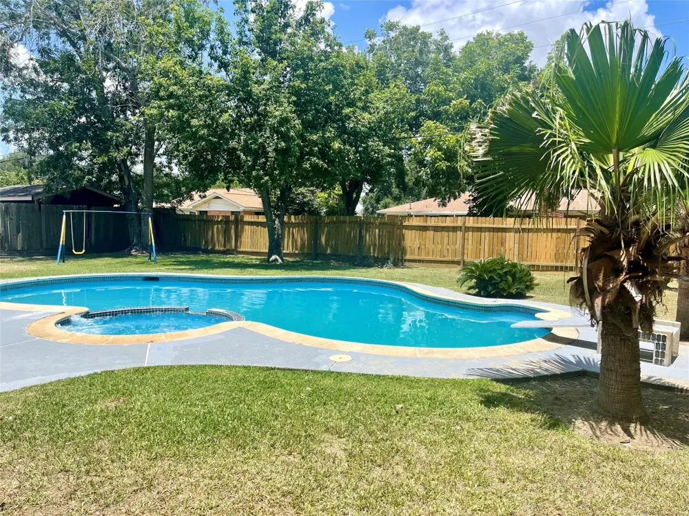 3921 Doris Street Bay City, TX 77414