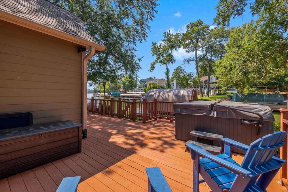 5094 Pleasure Lake Drive Willis, TX 77318