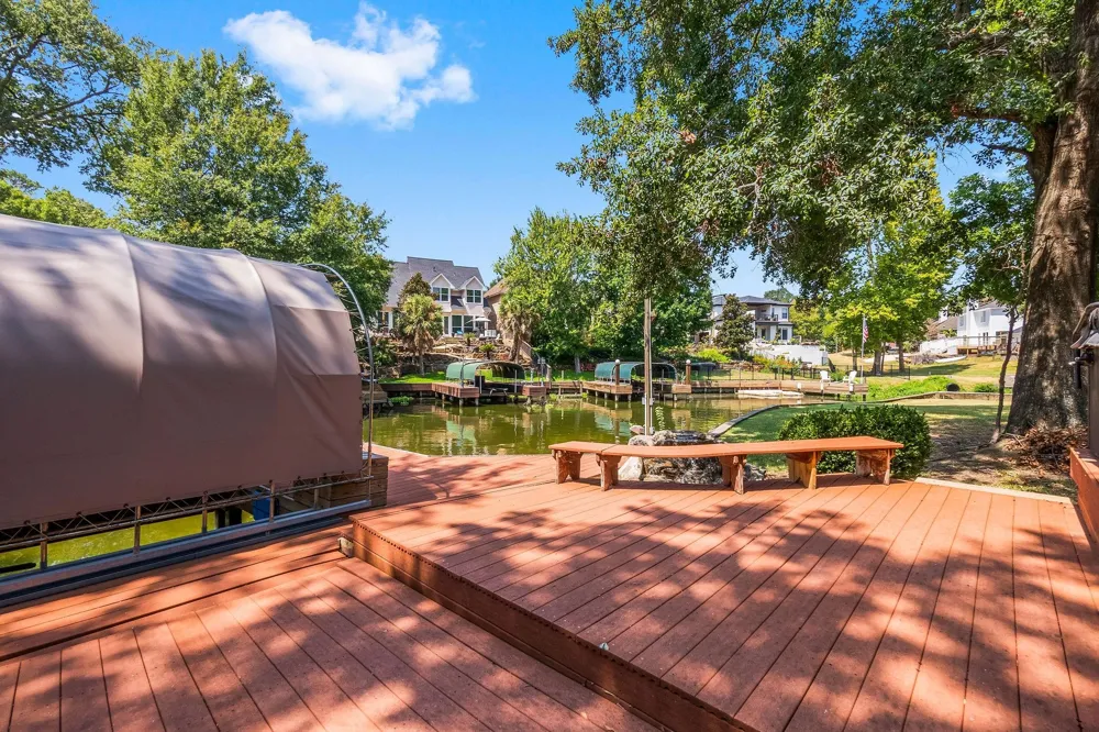 5094 Pleasure Lake Drive Willis, TX 77318