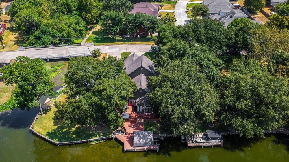 5094 Pleasure Lake Drive Willis, TX 77318