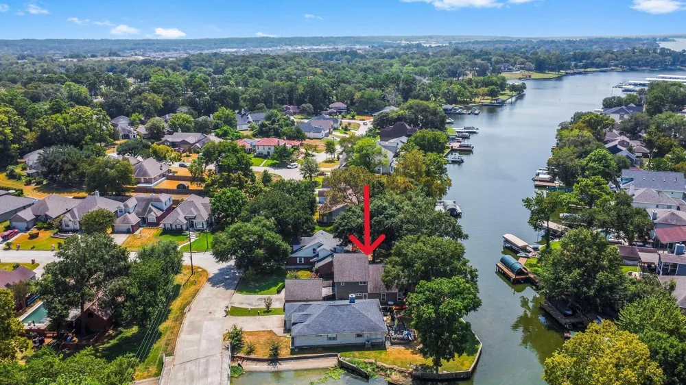 5094 Pleasure Lake Drive Willis, TX 77318