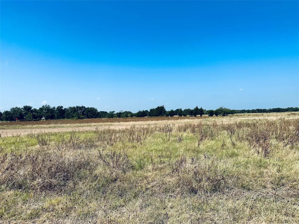 23 S Hwy 164 Donie, TX 76642