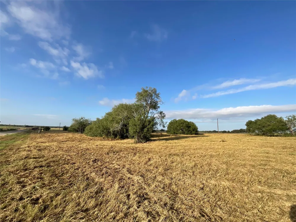 1932 Old Goliad Road Cuero, TX 77954