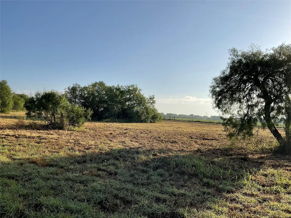 1932 Old Goliad Road Cuero, TX 77954