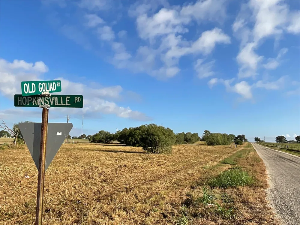 1932 Old Goliad Road Cuero, TX 77954