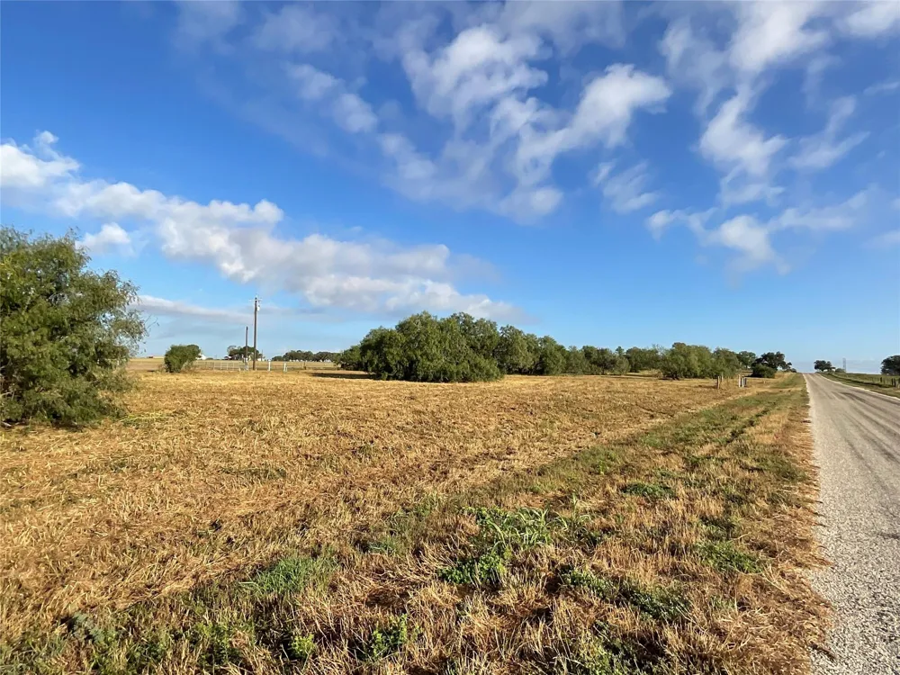 1932 Old Goliad Road Cuero, TX 77954