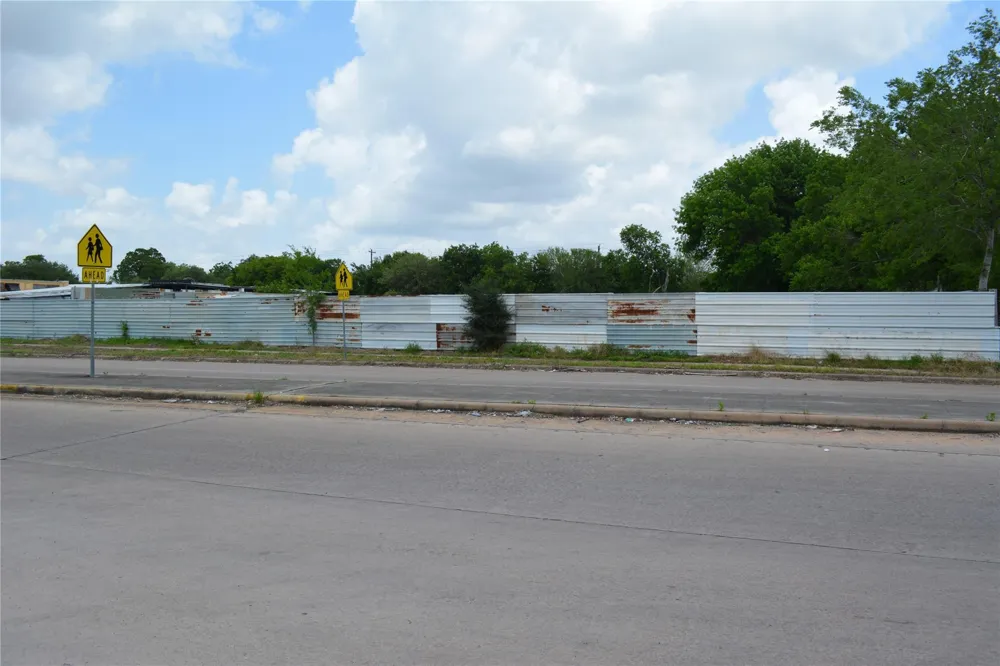 Reed Road Houston, TX 77033