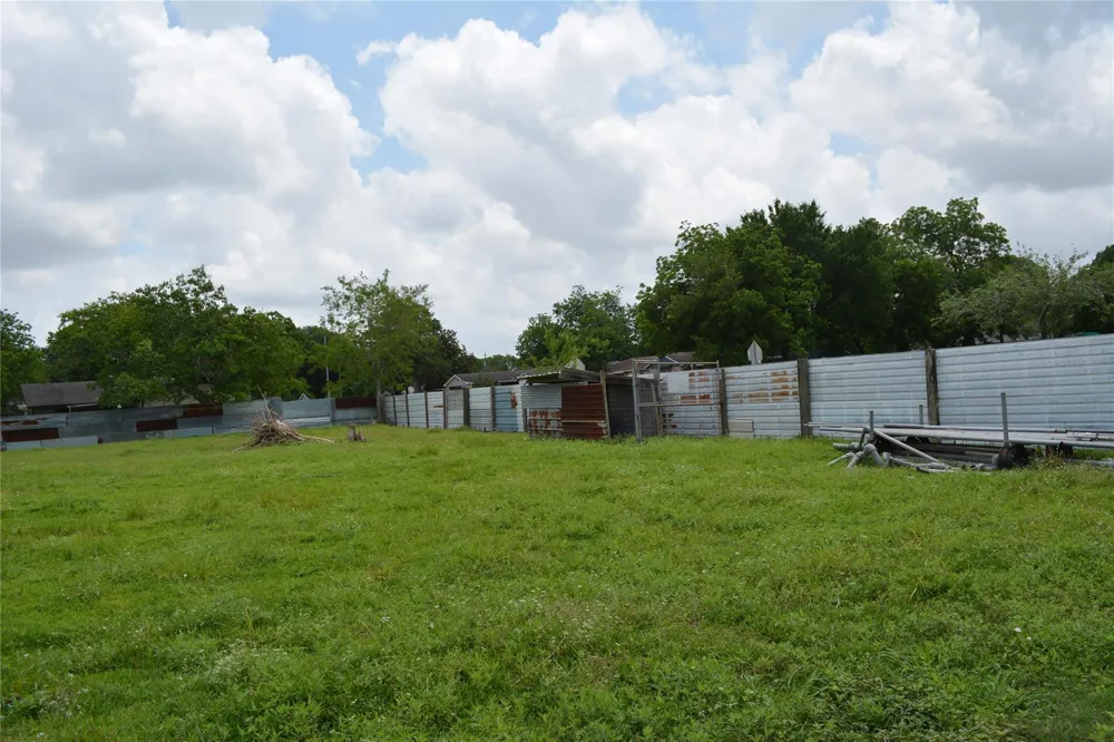 Reed Road Houston, TX 77033