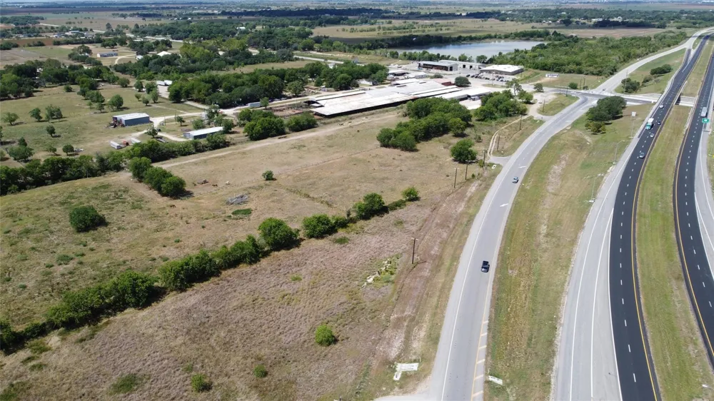 1801 S Mechanic El Campo, TX 77437