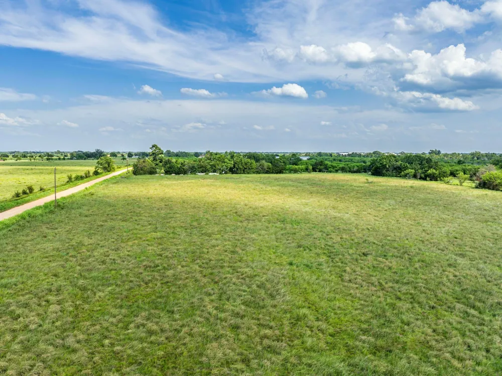 Langberg Road Bellville, TX 77418