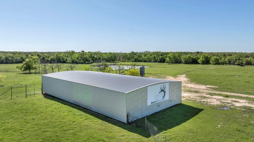 1692 E Highway 79 Rockdale, TX 76567