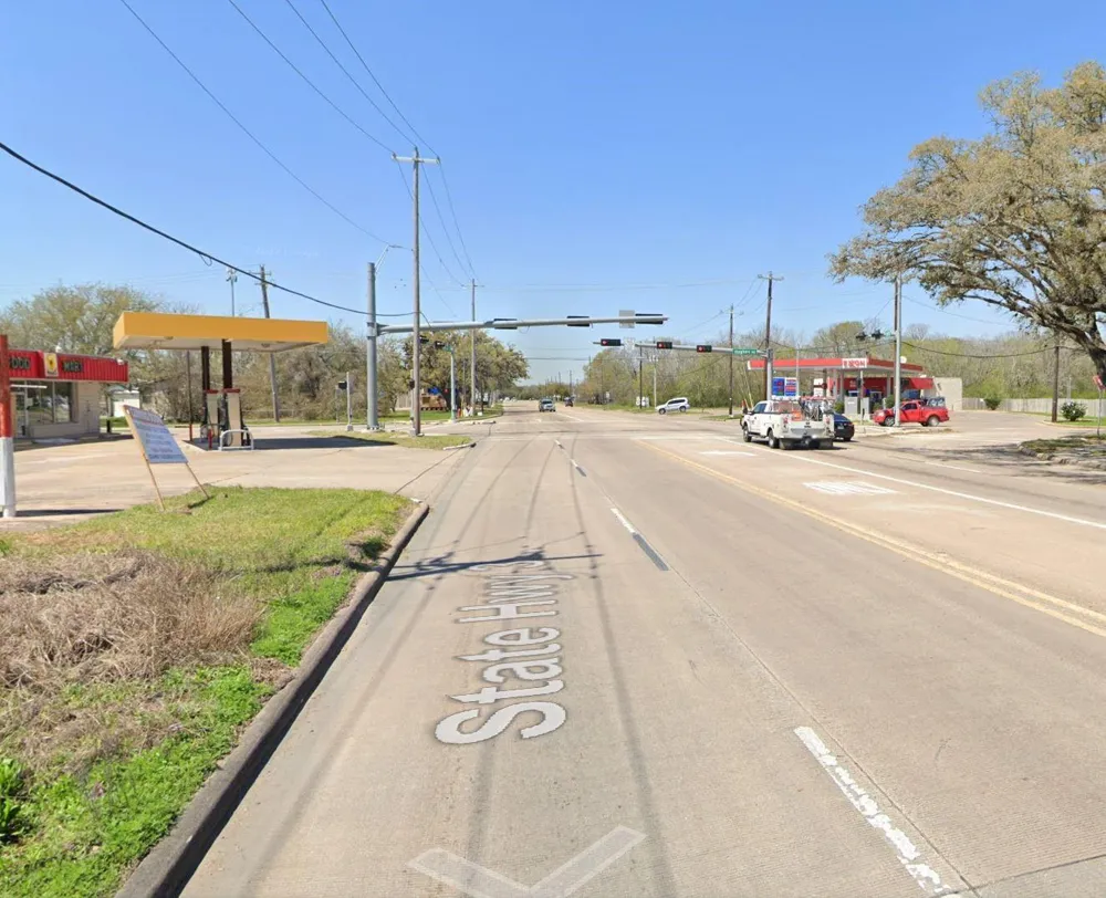 Hwy 3 Dickinson, TX 77539