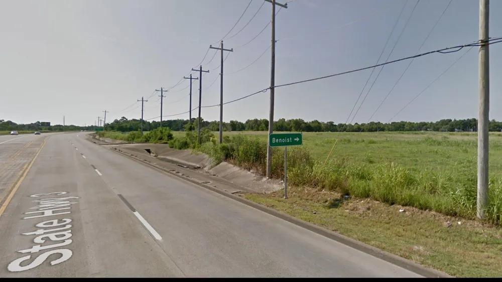 Hwy 3 Dickinson, TX 77539