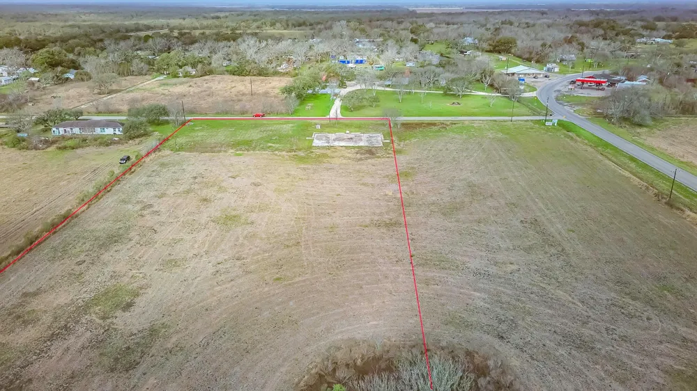 61 County Road 285 Socha Drive Sargent, TX 77414