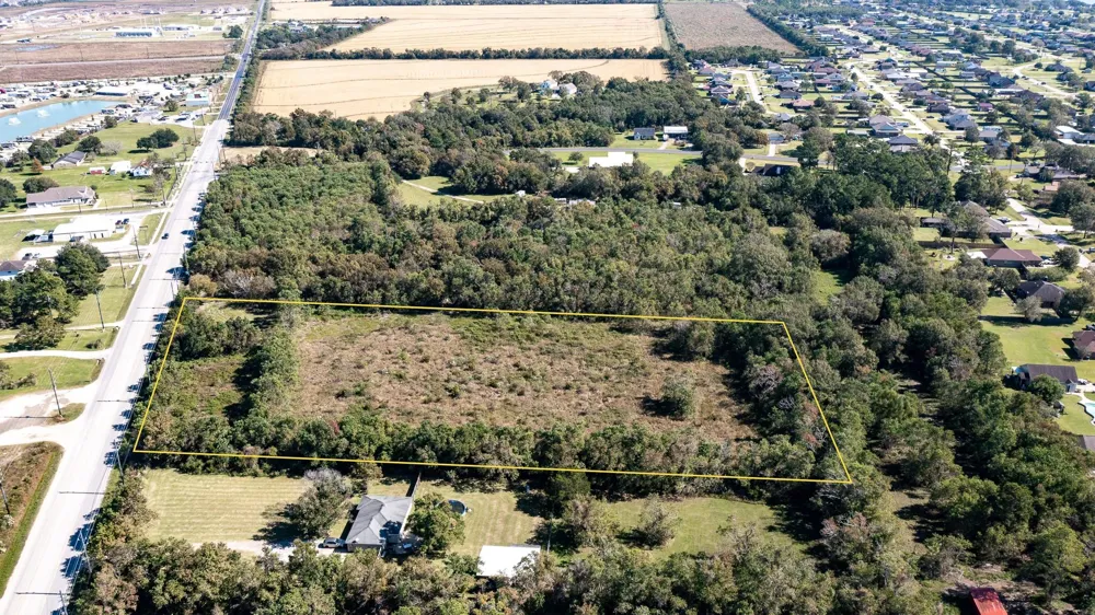 5610 S Fm 565 Road Baytown, TX 77523