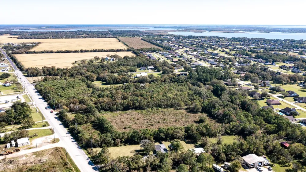 5610 S Fm 565 Road Baytown, TX 77523