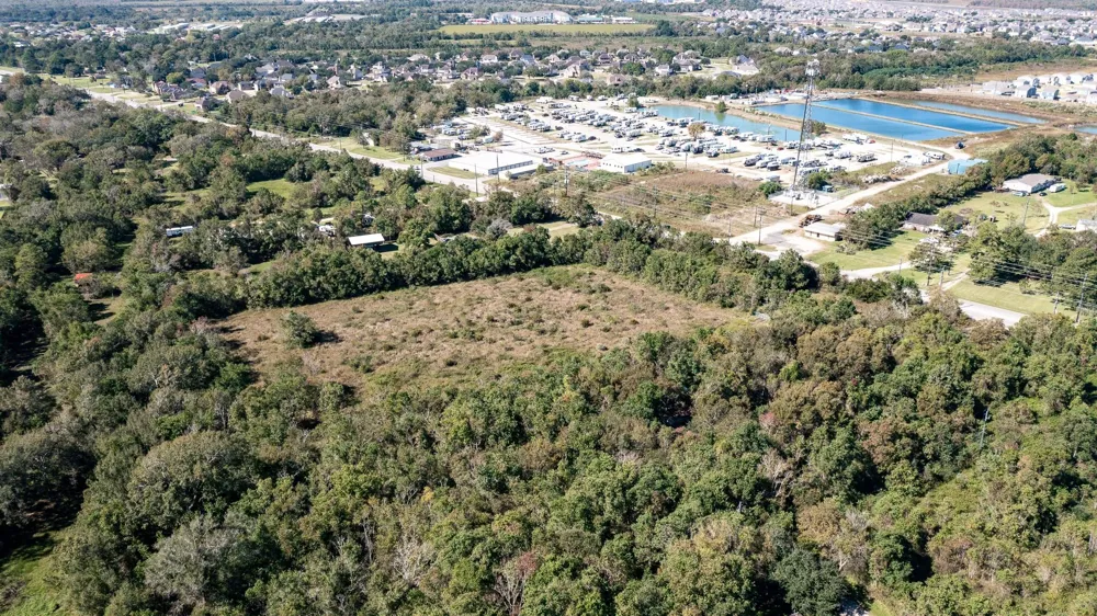 5610 S Fm 565 Road Baytown, TX 77523