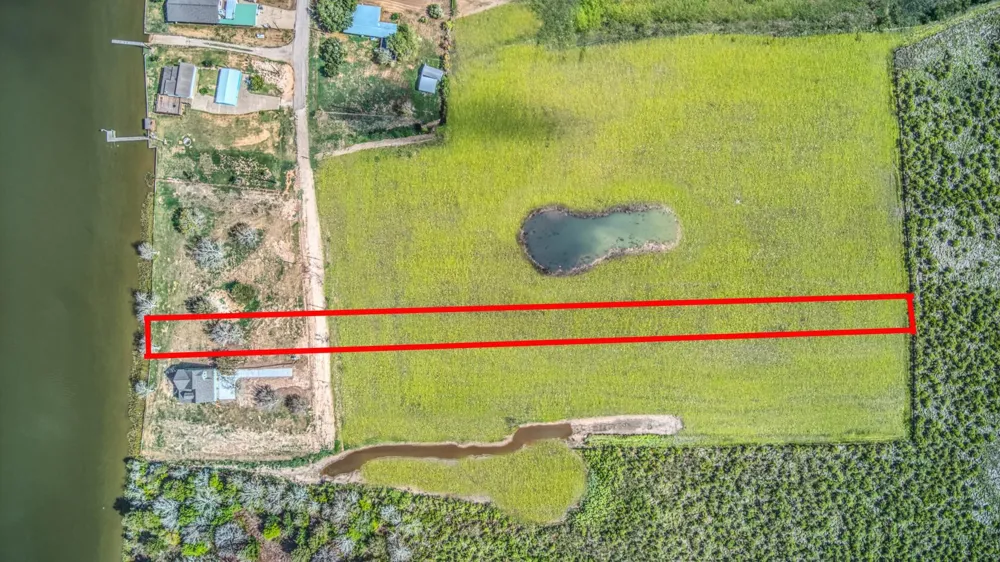 5620 County Road 469 Brazoria, TX 77422