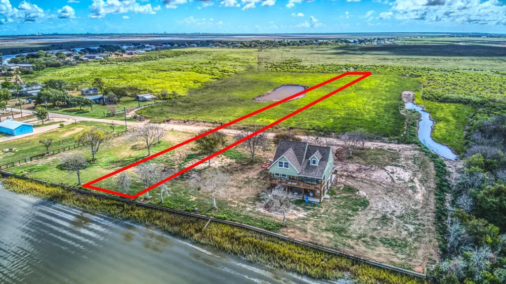 5620 County Road 469 Brazoria, TX 77422