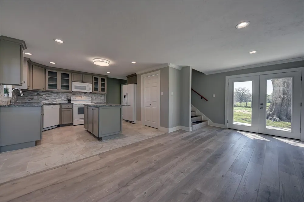6300 Highway 105 Brenham, TX 77833