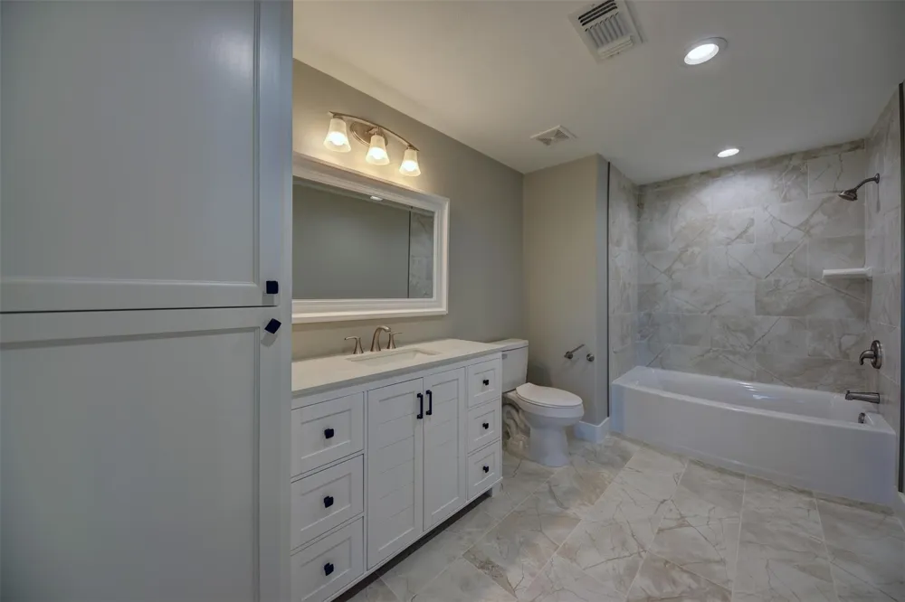 6300 Highway 105 Brenham, TX 77833