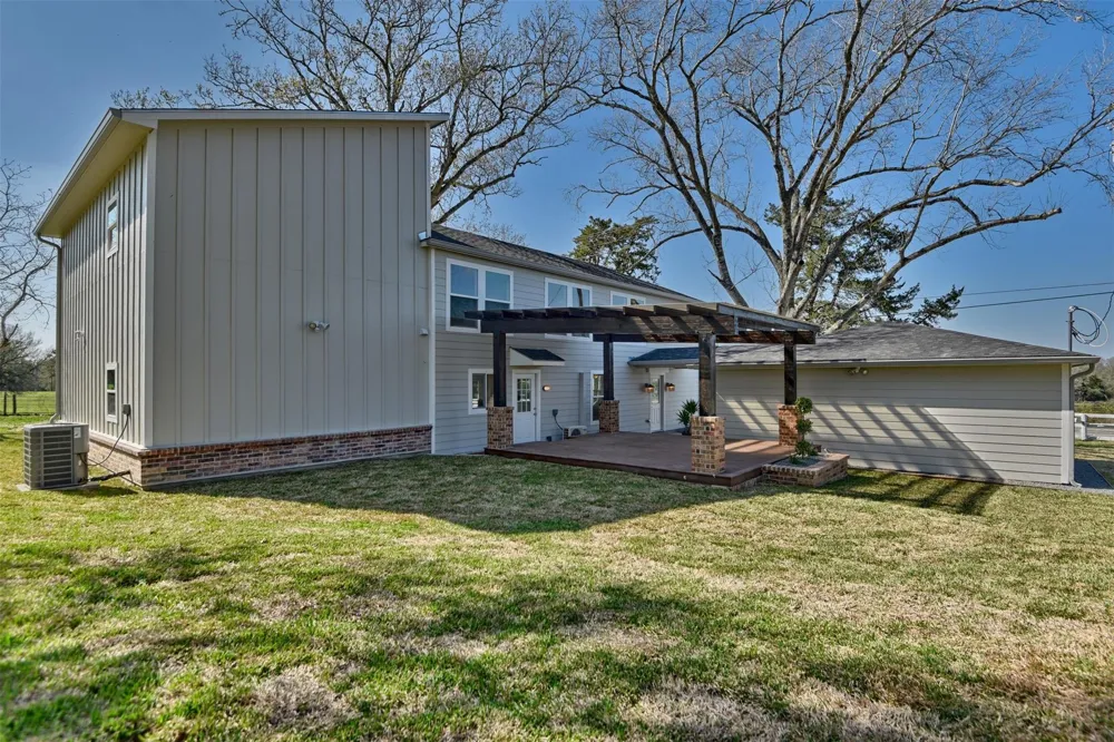 6300 Highway 105 Brenham, TX 77833